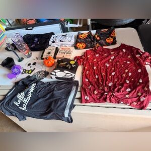 Random halloween bundle